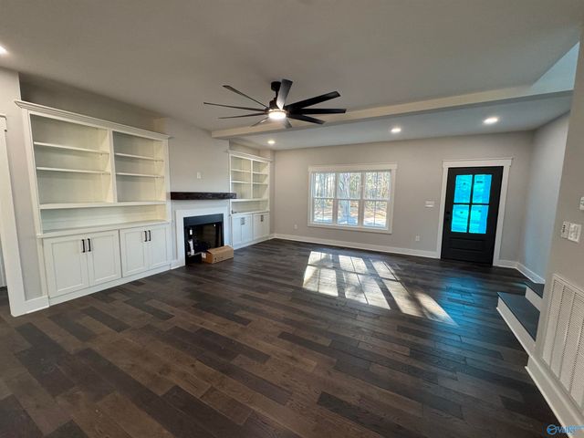 1324 South Broad Street, Albertville, AL 35950