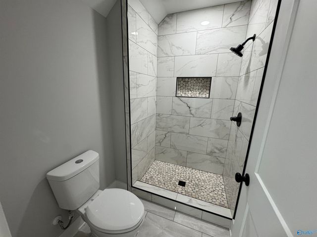 1324 South Broad Street, Albertville, AL 35950