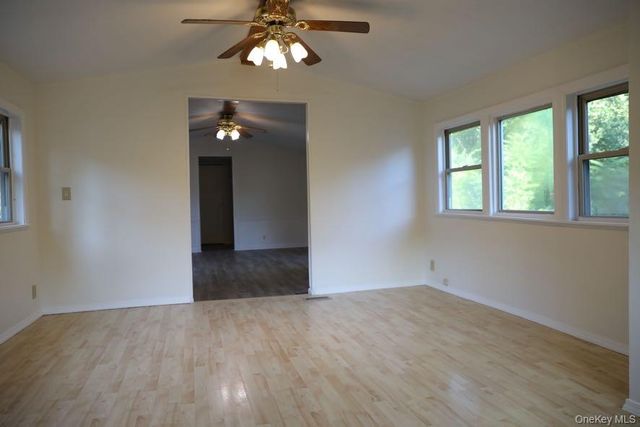 116 New Road Stop 4, Milton, NY 12547