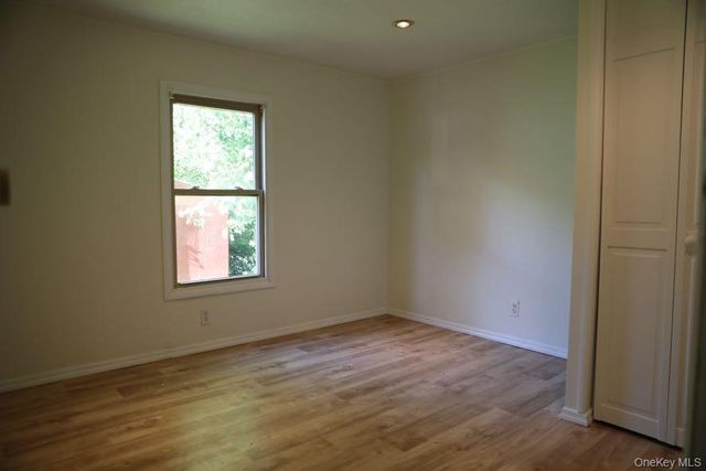116 New Road Stop 4, Milton, NY 12547