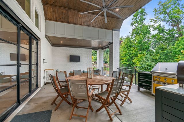 1852 Traditions Circle, Brentwood, TN 37027