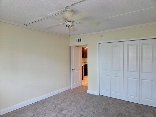 10365 PARADISE BOULEVARD 13, Treasure Island, FL 33706