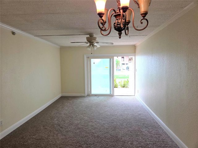10365 PARADISE BOULEVARD 13, Treasure Island, FL 33706