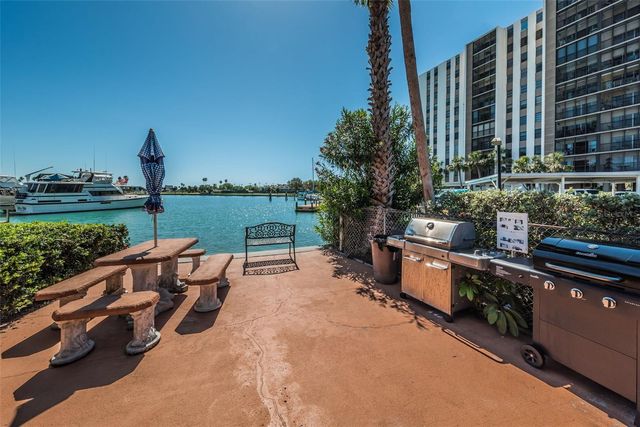 10365 PARADISE BOULEVARD 13, Treasure Island, FL 33706
