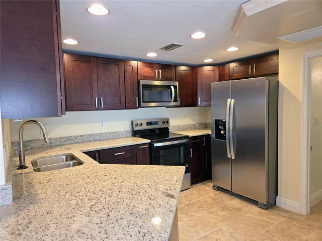 10365 PARADISE BOULEVARD 13, Treasure Island, FL 33706