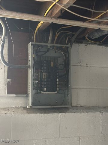 3833 E 144th Street, Cleveland, OH 44128