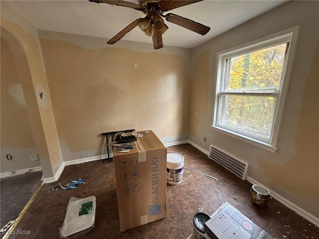 3833 E 144th Street, Cleveland, OH 44128