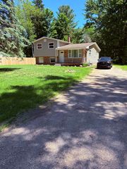 8181 Bray Road, Vassar, TX 79003