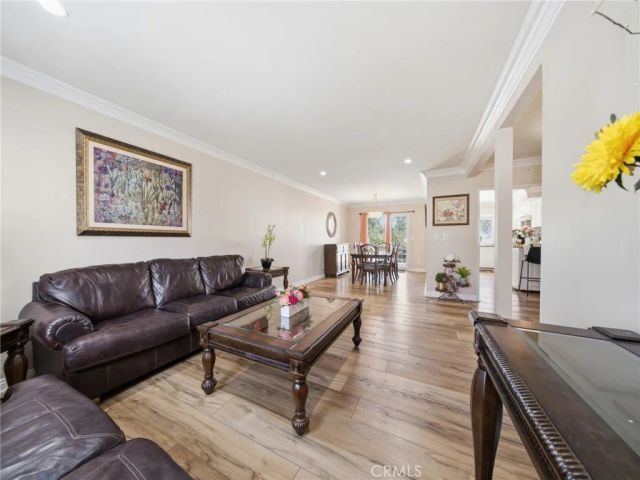 20259 Gifford, Winnetka, CA 91306