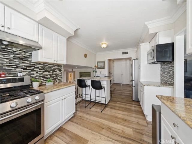 20259 Gifford, Winnetka, CA 91306