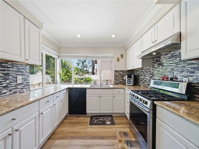 20259 Gifford, Winnetka, CA 91306