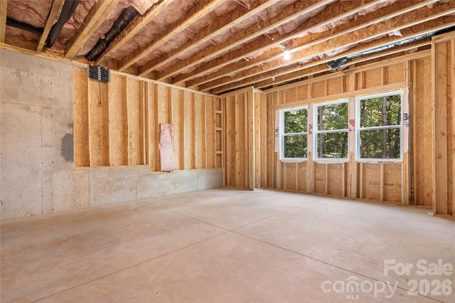 131 High Lake Drive, Statesville, NC 28677