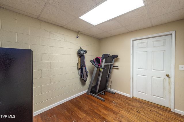 850 Topeka Drive, Mount Carmel, TN 37645