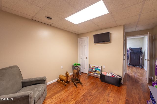 850 Topeka Drive, Mount Carmel, TN 37645