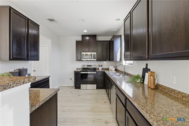 11321 Barns Trail, Austin, TX 78754