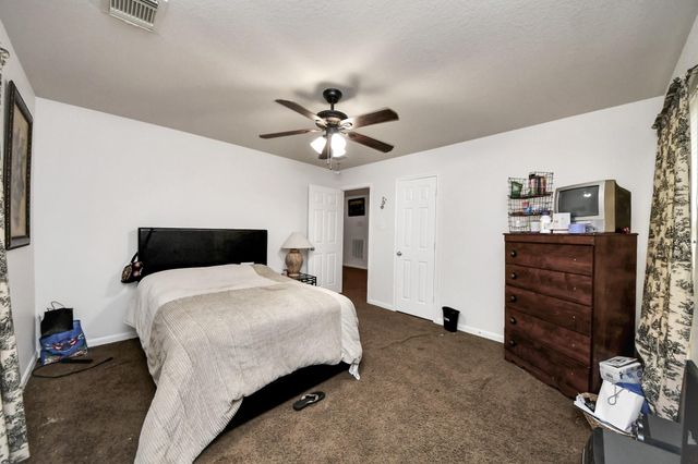 2619 Midnight Star Circle, Friendswood, TX 77546