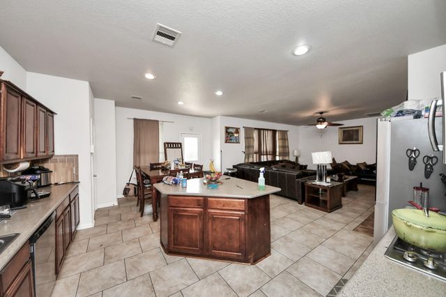 2619 Midnight Star Circle, Friendswood, TX 77546