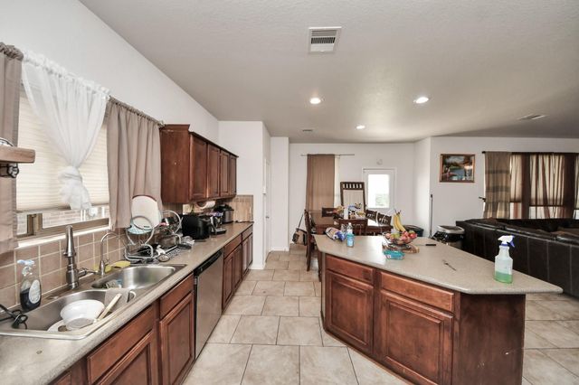 2619 Midnight Star Circle, Friendswood, TX 77546