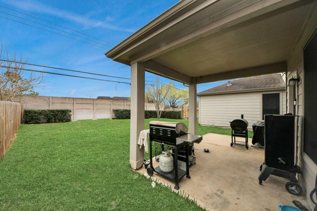 2619 Midnight Star Circle, Friendswood, TX 77546