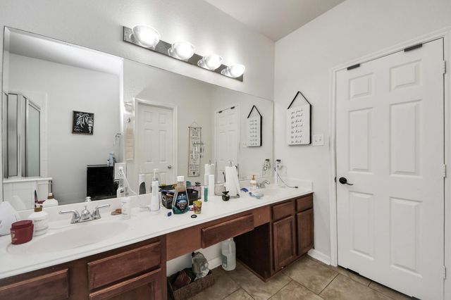 2619 Midnight Star Circle, Friendswood, TX 77546