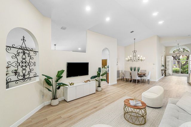 12541 Via Ravenna, Boynton Beach, FL 33436