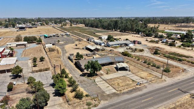 6852 W Mckinley Avenue, Fresno, CA 93723