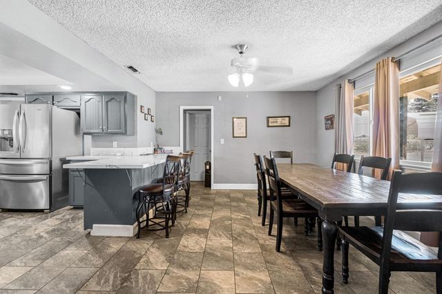 6852 W Mckinley Avenue, Fresno, CA 93723