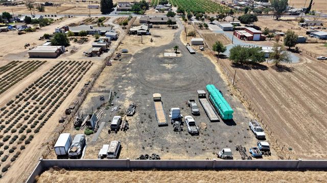 6852 W Mckinley Avenue, Fresno, CA 93723