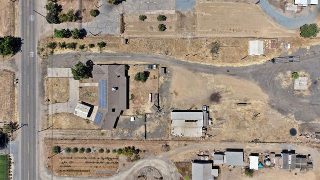 6852 W Mckinley Avenue, Fresno, CA 93723