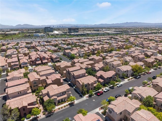1898 Granemore Street, Las Vegas, NV 89135