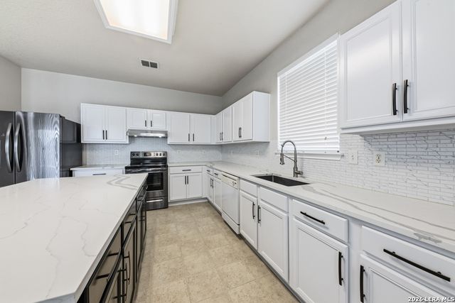 6705 Spearwood, Live Oak, TX 78233
