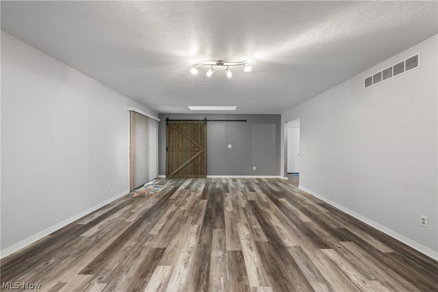 528 E Howe Road, Tallmadge, OH 44278