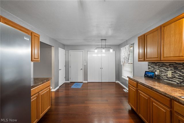 528 E Howe Road, Tallmadge, OH 44278