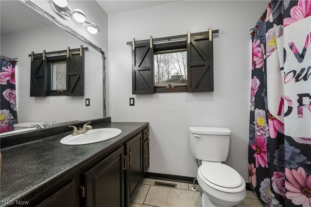 528 E Howe Road, Tallmadge, OH 44278