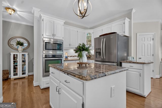1026 Riverside Drive, Lagrange, GA 30240