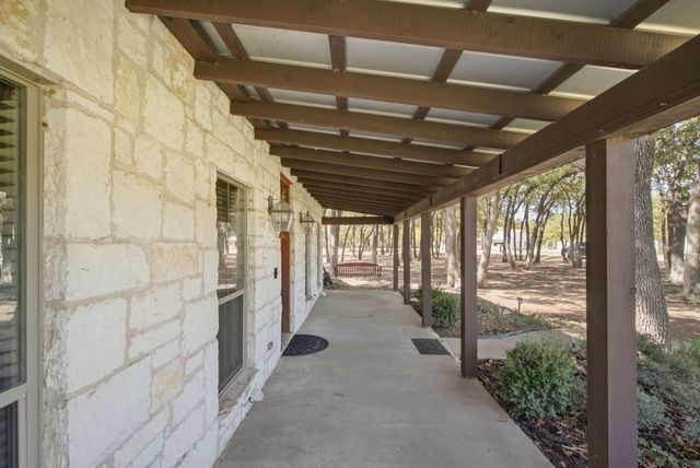 115 Coldwater Creek Lane, Weatherford, TX 76088