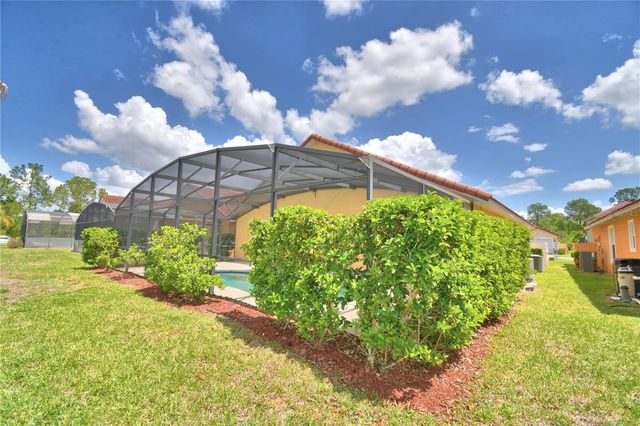 123 HUMMINGBIRD PASS, Davenport, FL 33896