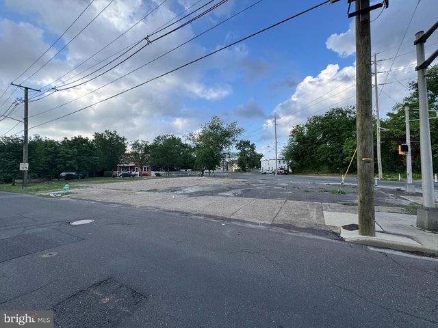 1662 FERRY AVENUE, Camden, NJ 08104