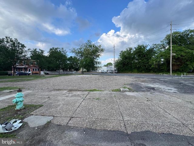 1662 FERRY AVENUE, Camden, NJ 08104