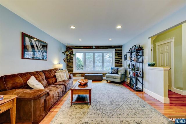 108 Golf Road, Bloomfield, NJ 07003