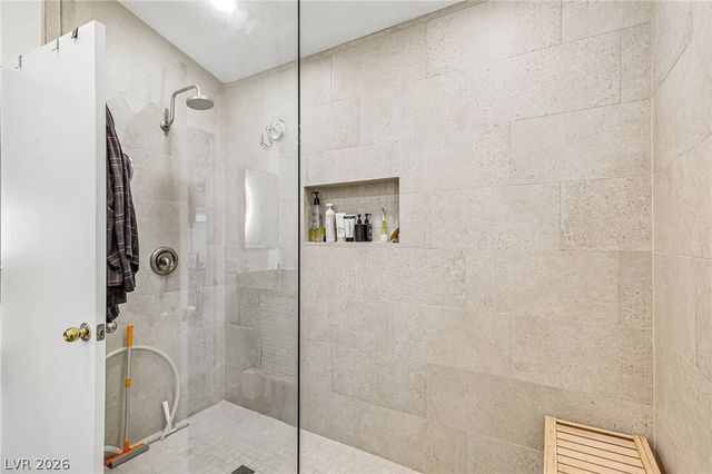 556 Yacht Harbor Drive 203, Las Vegas, NV 89145