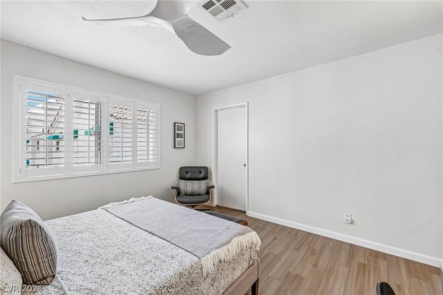 556 Yacht Harbor Drive 203, Las Vegas, NV 89145