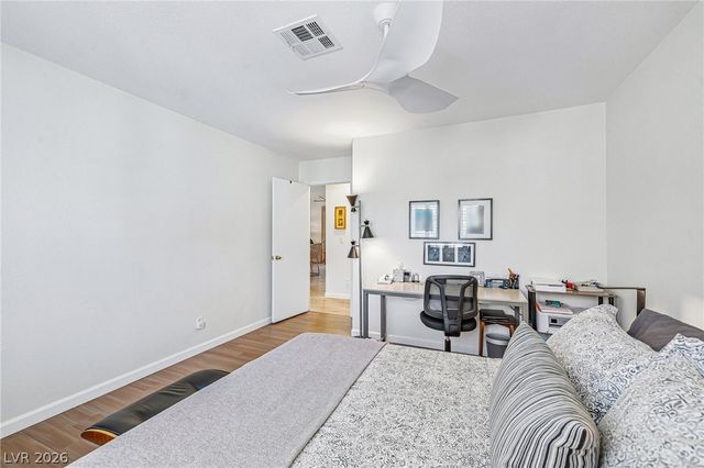556 Yacht Harbor Drive 203, Las Vegas, NV 89145
