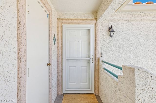 556 Yacht Harbor Drive 203, Las Vegas, NV 89145