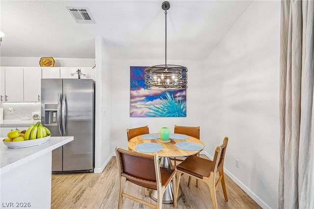 556 Yacht Harbor Drive 203, Las Vegas, NV 89145