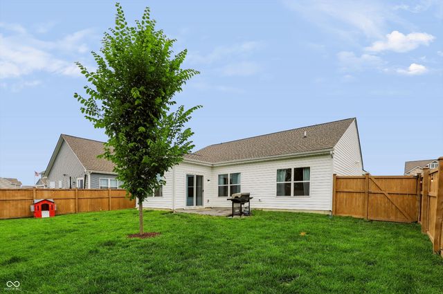 8240 Ambrosia Lane, Pendleton, IN 46064