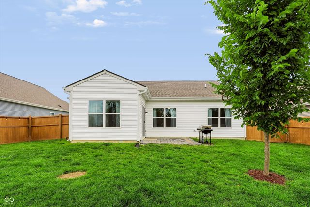 8240 Ambrosia Lane, Pendleton, IN 46064