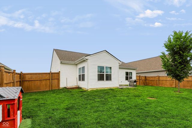 8240 Ambrosia Lane, Pendleton, IN 46064