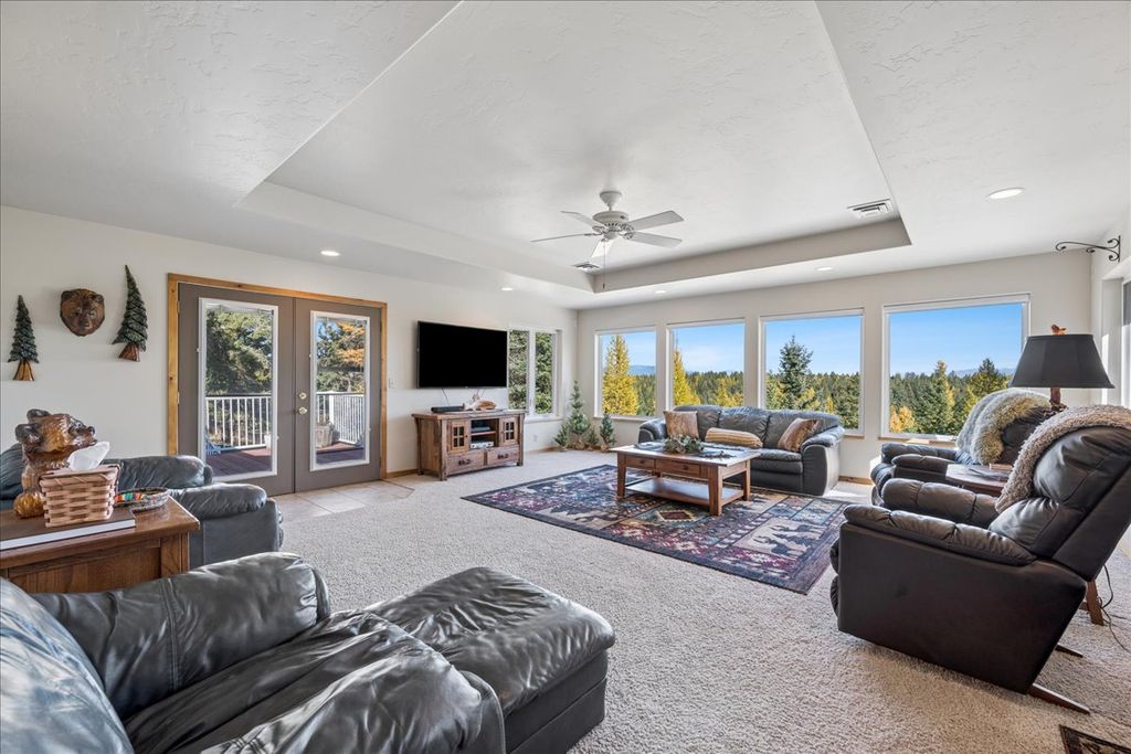 1065 Dun Movin Lane, Kalispell, MT 59901 photo 4