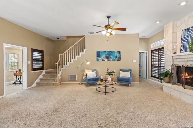 10219 Rafter O, Helotes, TX 78023